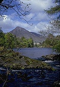 Ireland-vacations-mountain-view